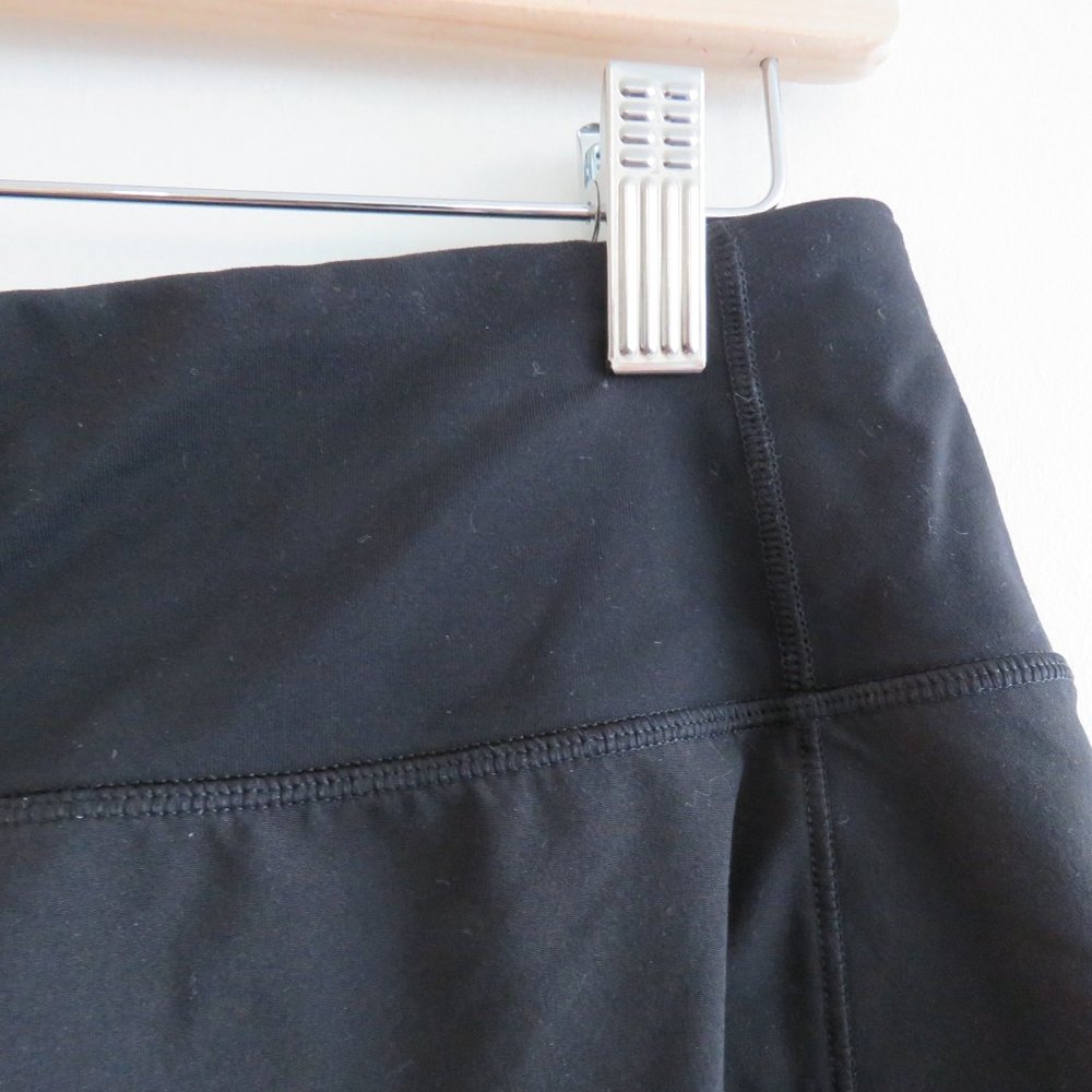 LULULEMON Speed Up Short Long *4" Updated Fit in Black - Size US 6 - Picture 4 of 13